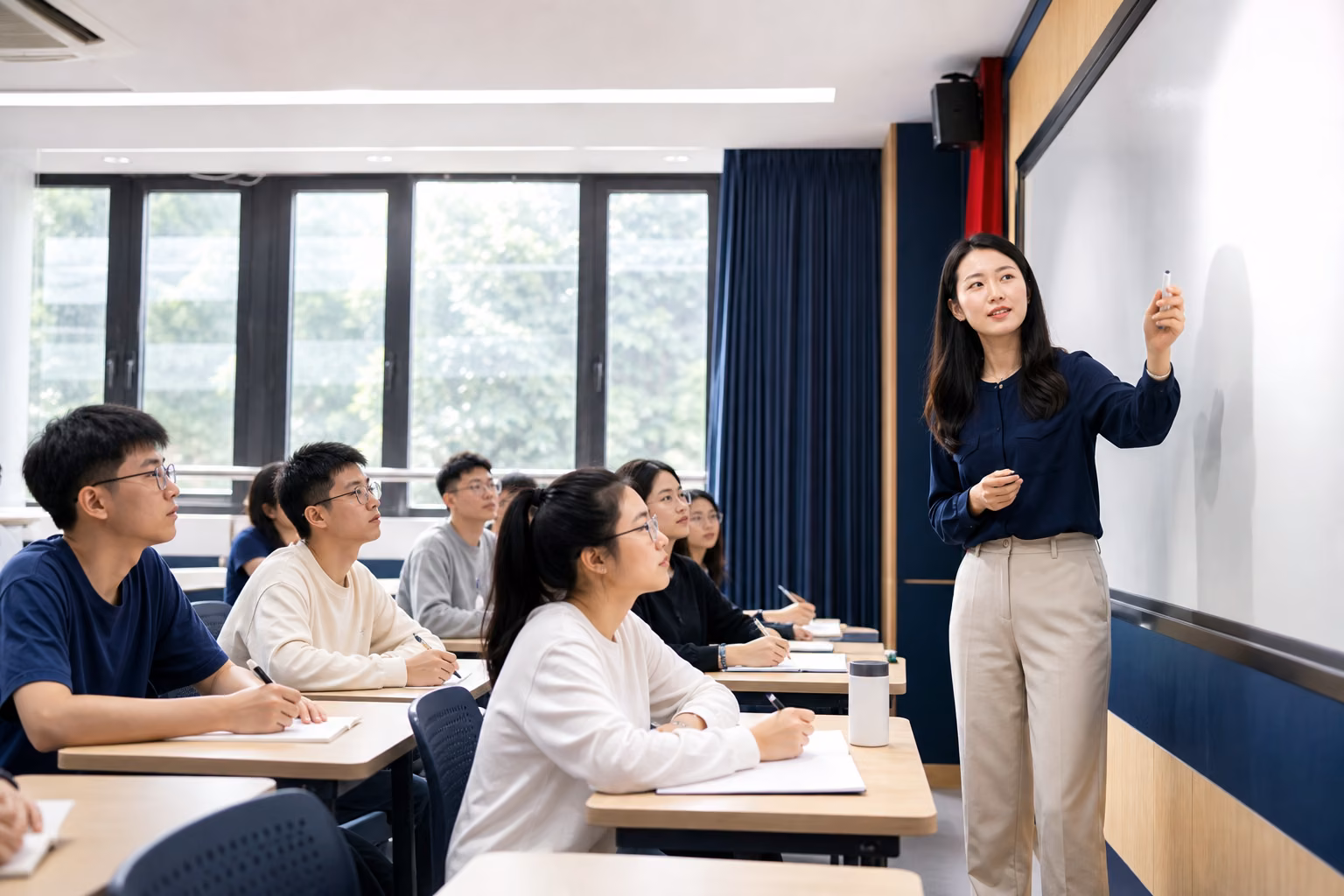 华新文登考研公共课小班试听课堂